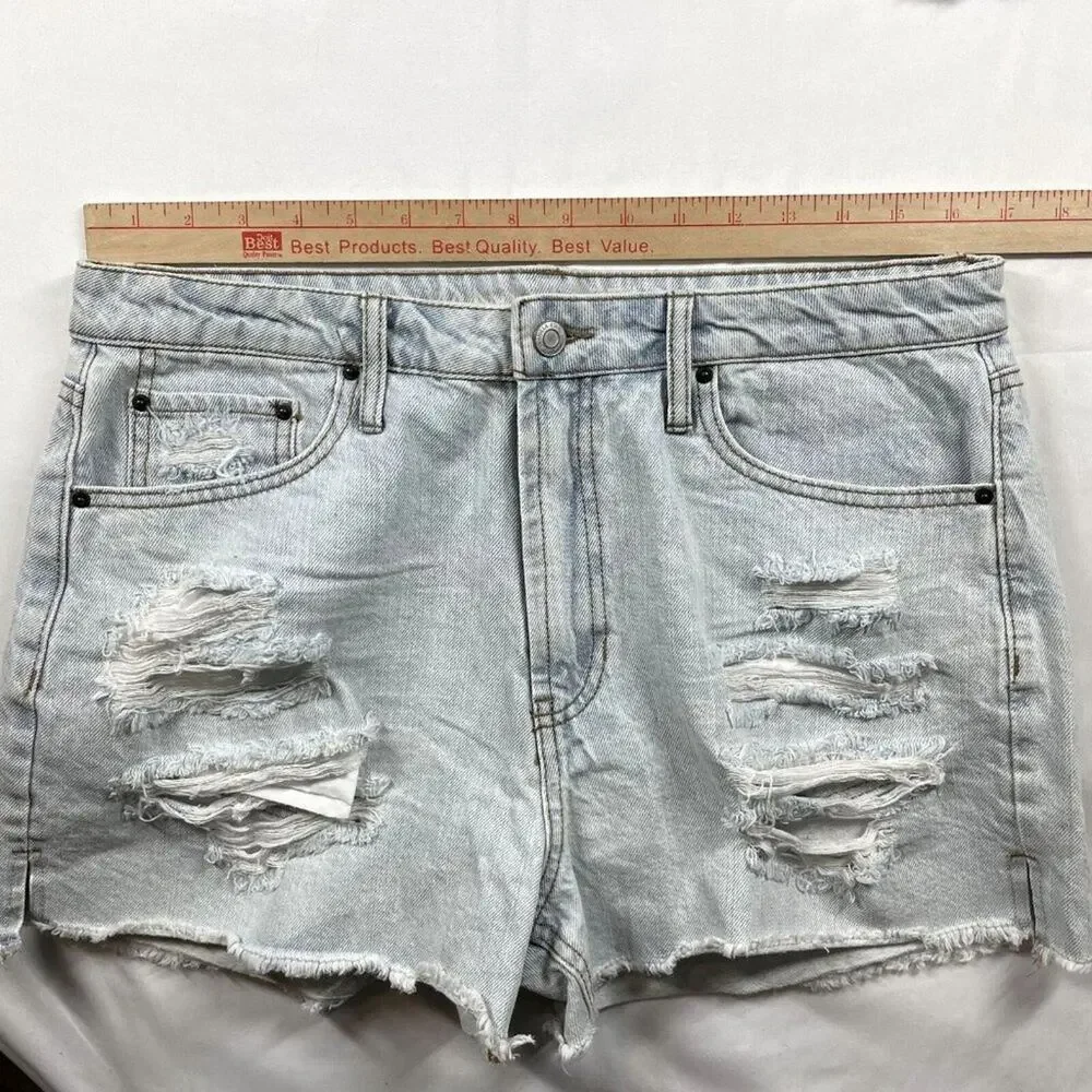 Vanilla Star high rise shortie distressed cut off denim shorts size 13 womens 31